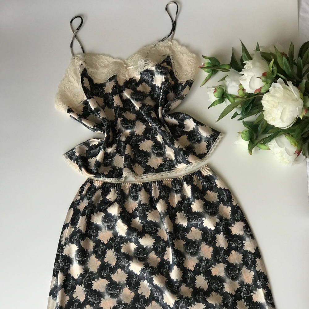 Vintage Loungewear Lingerie Set - image 6